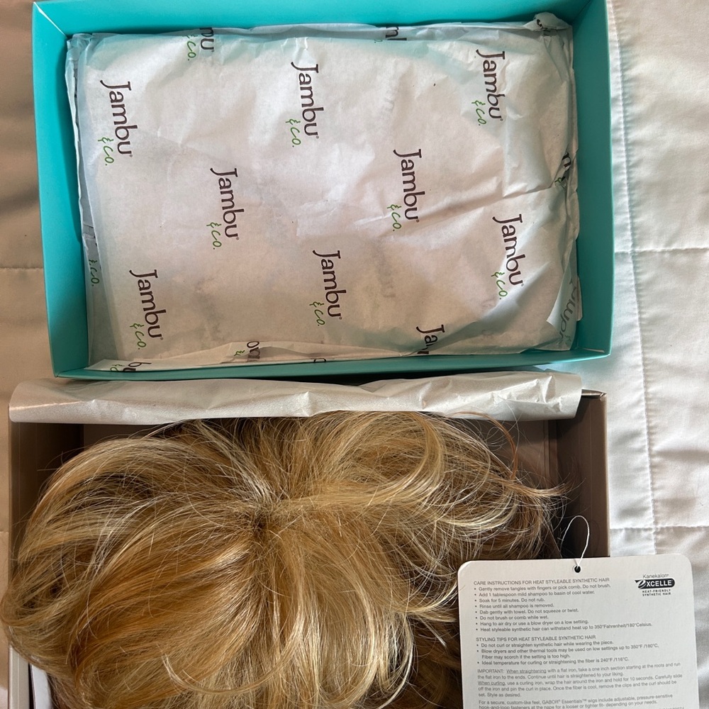 Jambu Light Brown Hairpiece